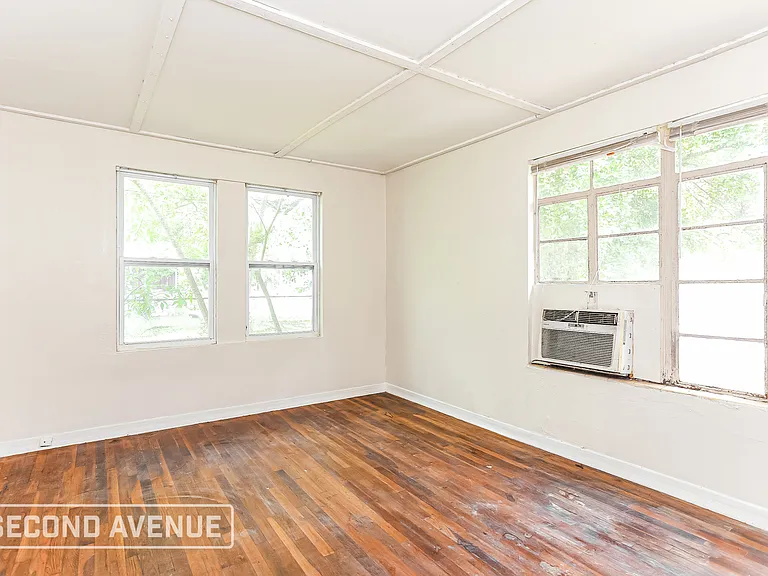 3302 College St — Photo 12