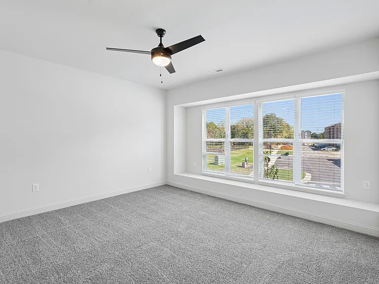 Elevate Riverview — Photo 16