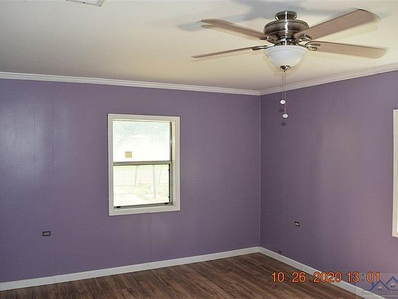4th image of 134 S Leon Dr
