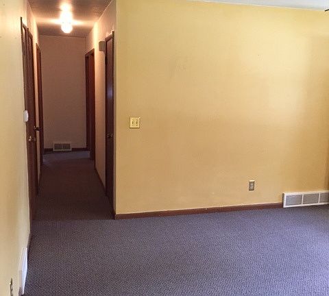 3rd image of 1105 Gomer Dr