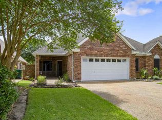 6335 Chasse Gdns, Orange, TX 77632