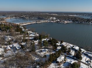 55 Harbor View Road, Guilford, CT 06437