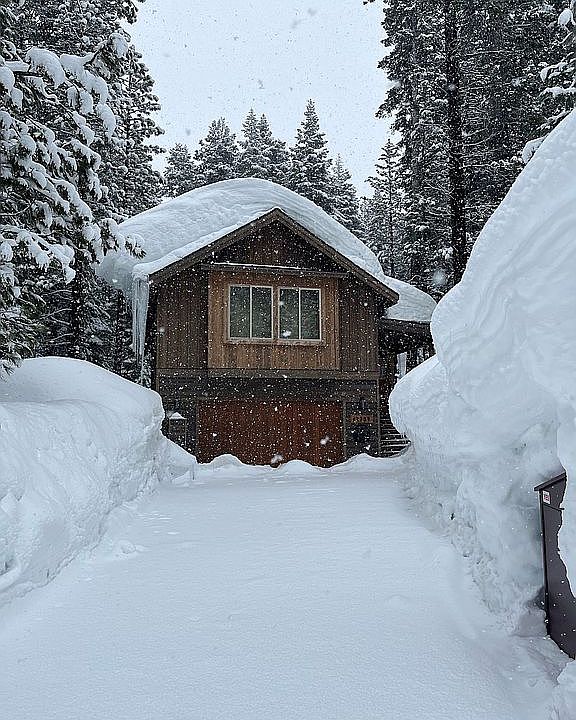 1st image of 12389 Saint Bernard Dr