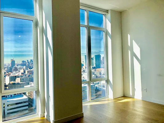 Rented by Stonehenge NYC LLC | media 4