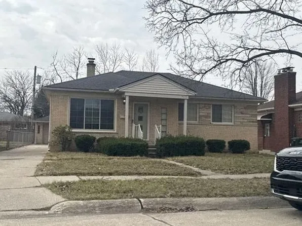 20860 Revere St, Saint Clair Shores, MI 48080