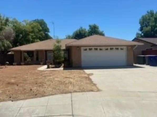 3017 Miami Ct, Clovis, CA 93611