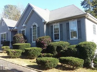 110 Surrey Ln, Griffin, GA