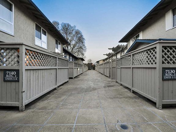 2nd image of 7140 Rainbow Dr APT 8