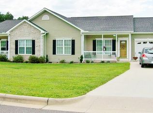 213 River Walk Rd, Mount Airy, NC 27030