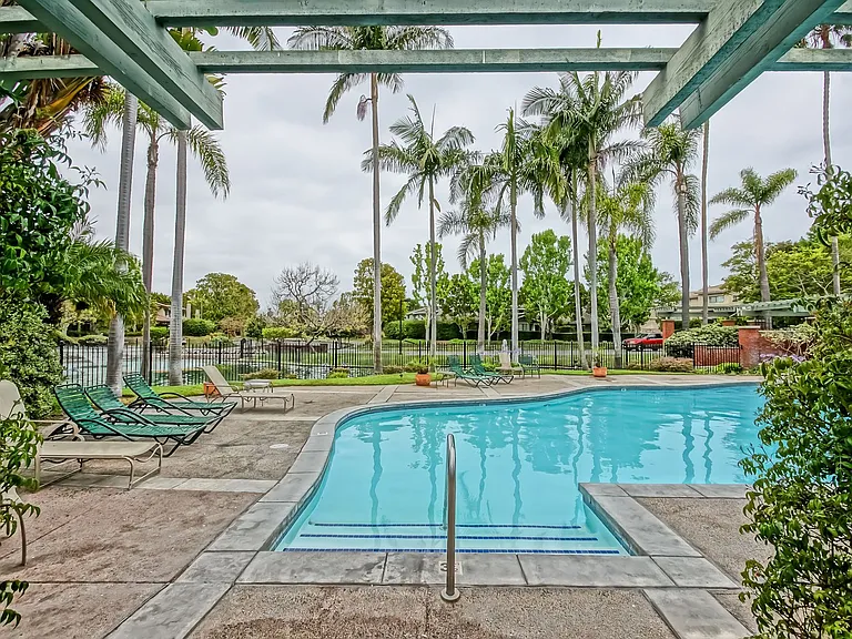 23 Coronado Ct — Photo 11