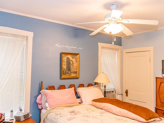 4th image of 4211 N Marmora Ave