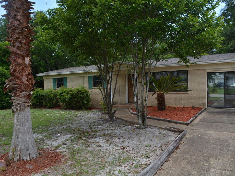 1st image of 232 Watson Dr NW