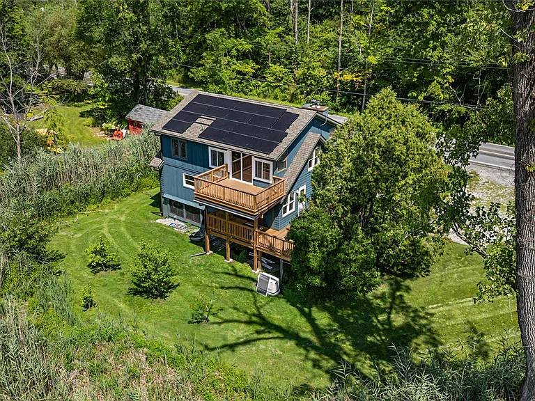 222 Bog Hollow Rd — Photo 42