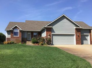 3407 N Ridge Port St, Wichita, KS 67205