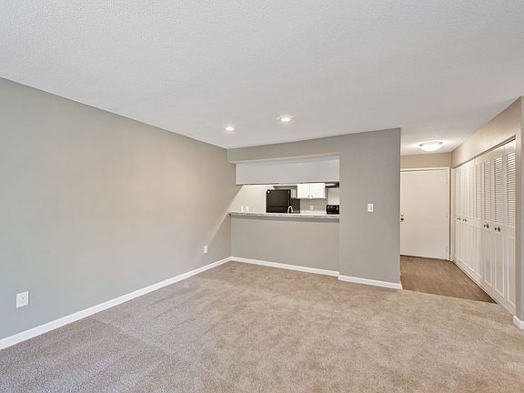 5th image of 3030 Pebble Point Dr #30151A