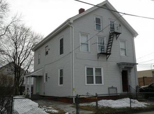 123 East St, Pawtucket, RI 02860