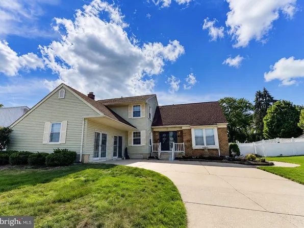 207 Claiborne Way, Sewell, NJ 08080