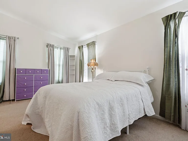 6405 Spruce Mill Dr — Photo 16