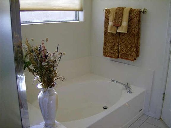 Garden Tub