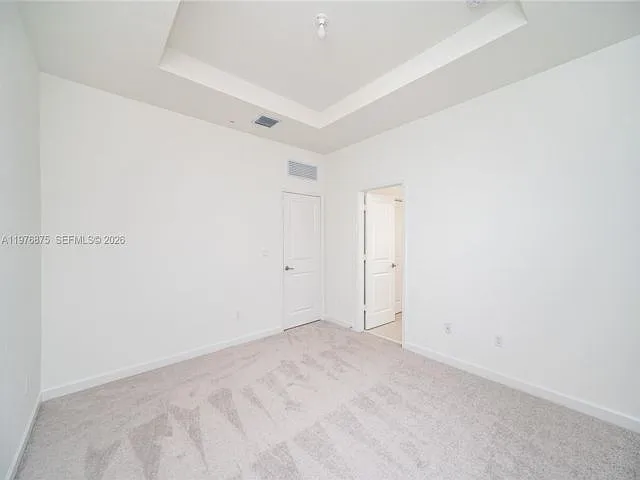 264 SW 159th Ter — Photo 7