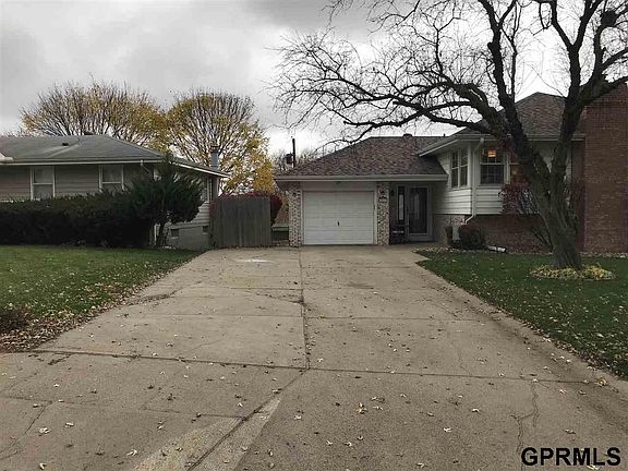3rd image of 5041 Trail Creek Ave