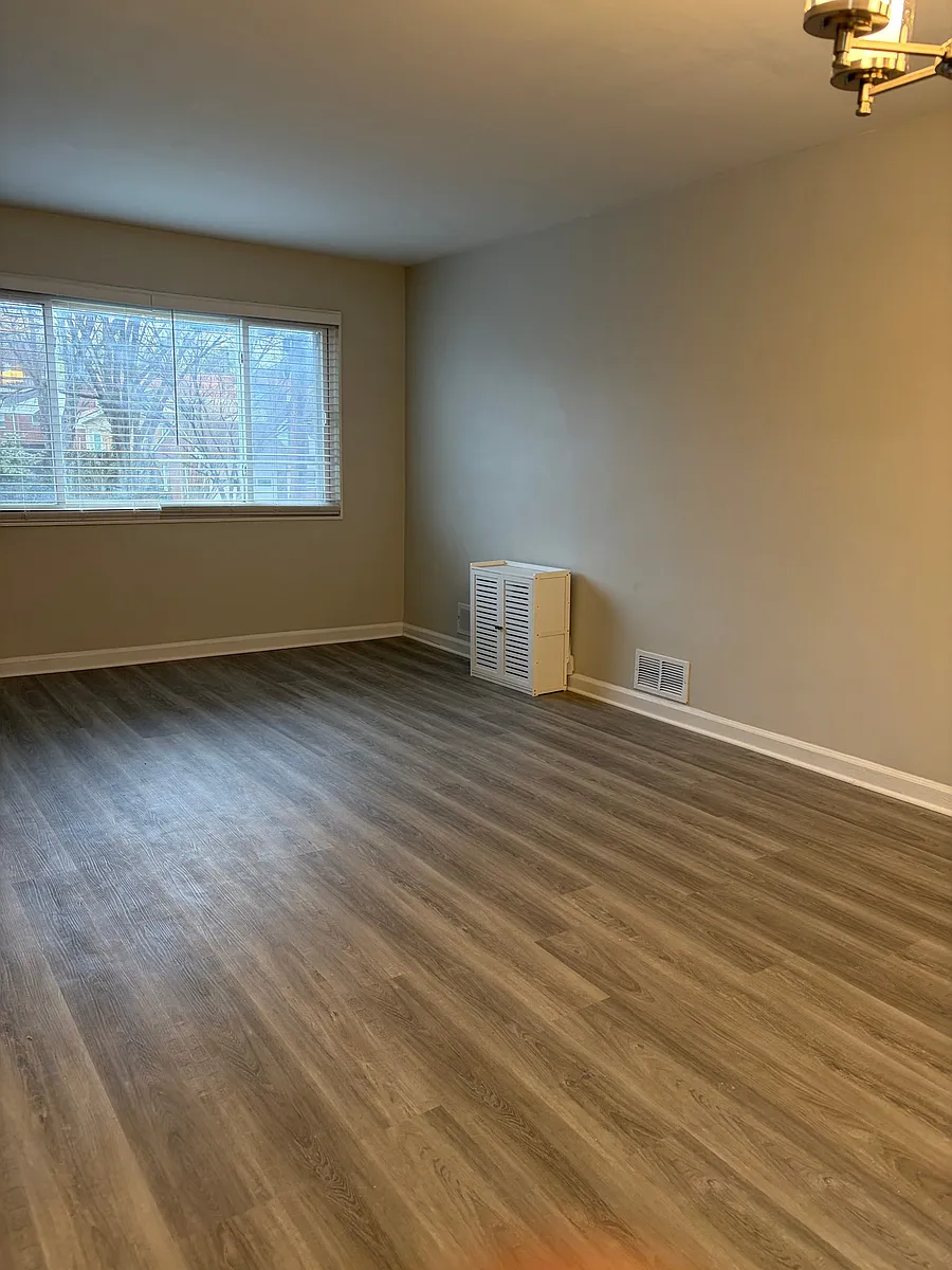 Building Photo - 6307 Kansas Ave NE #0