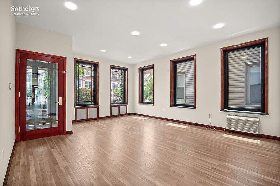 3245 Corlear Ave APT 1, Bronx, NY 10463 Zillow