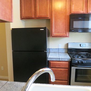 4th image of 140 Curry Dr APT 104