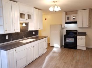 154 W School St #1R, Woonsocket, RI 02895