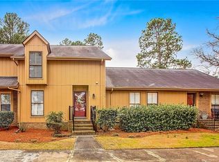 4623 Fen Ct, Fayetteville, NC 28314