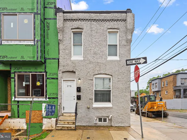 978 N 45th St, Philadelphia, PA 19104