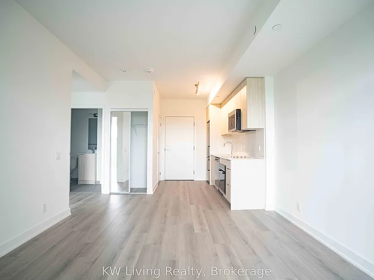 20 Deans Dr #512 — Photo 8