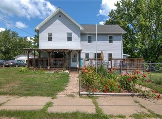 318 E Washington St, Augusta, WI 54722