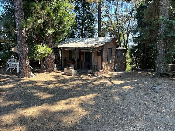 2nd image of 21931 Mojave River Rd
