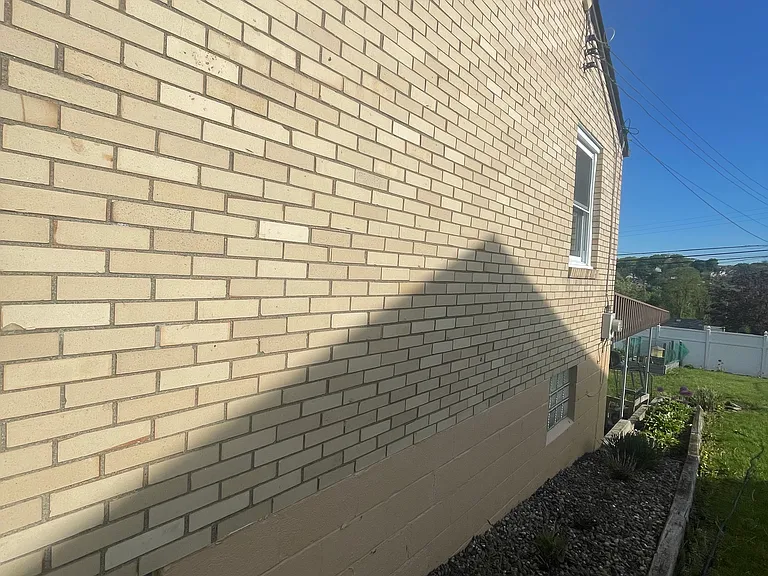 552 Horning St — Photo 16