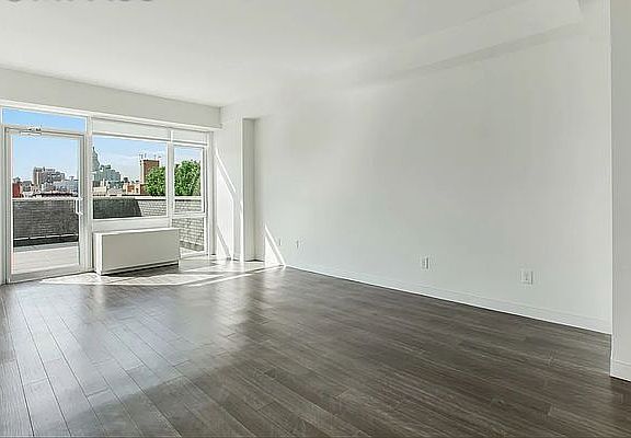 3rd image of 185 Avenue B APT 7B
