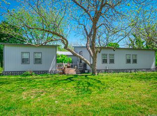 1103 County Road 200, Gonzales, TX 78629