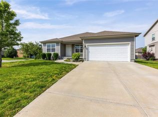 17186 Pratt St, Gardner, KS 66030