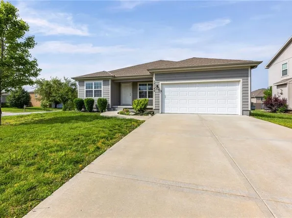 17186 Pratt St, Gardner, KS 66030