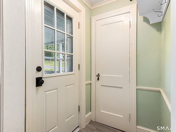 5th image of 199 Woodbridge Street