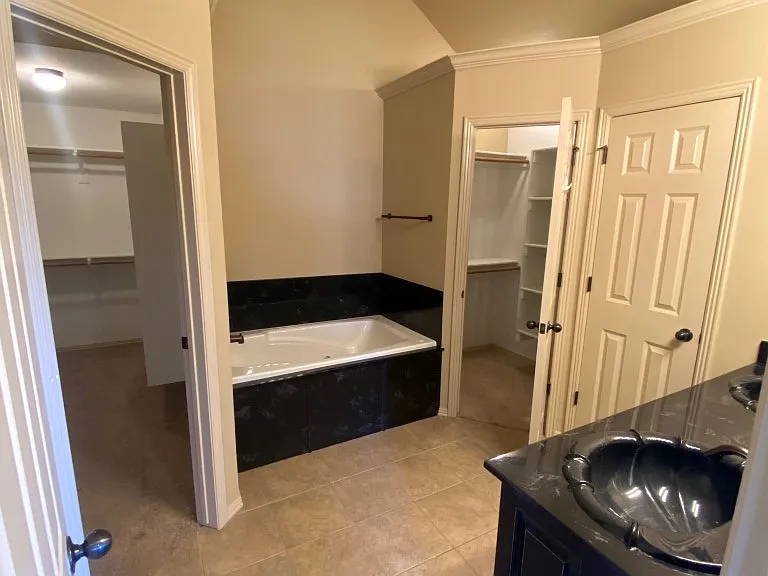 450 Remson Ln — Photo 23