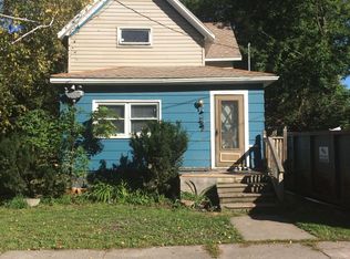 1011 Swinton St, Sault Sainte Marie, MI 49783