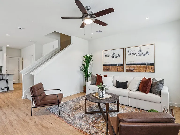 631 Canvas Ave — Photo 6