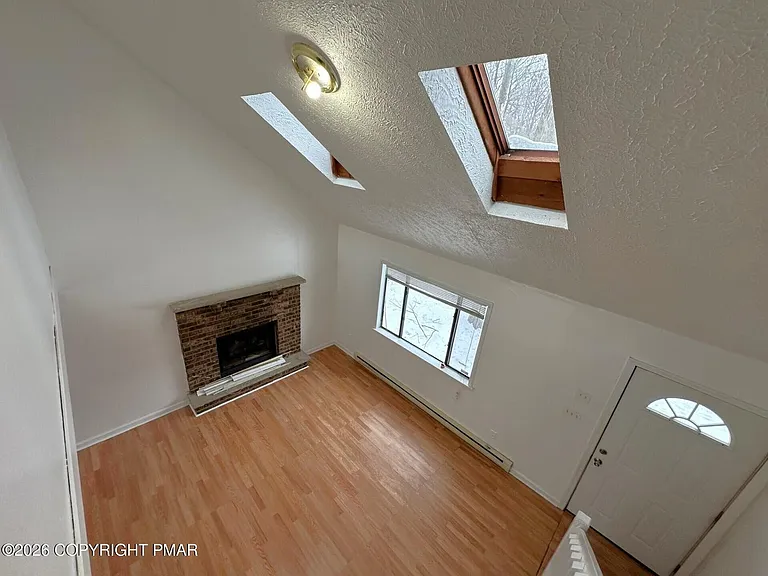 8900 Raccoon Trl — Photo 9