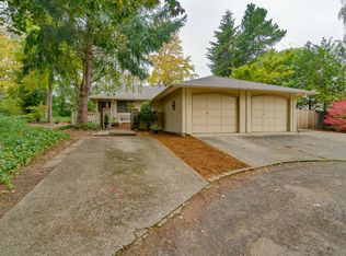 5525 SW Village Pl, Beaverton, OR 97007