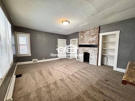 3rd image of 732 19th St APT 4
