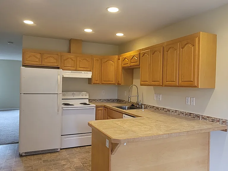 849 Garden Green Pl #849 — Photo 5