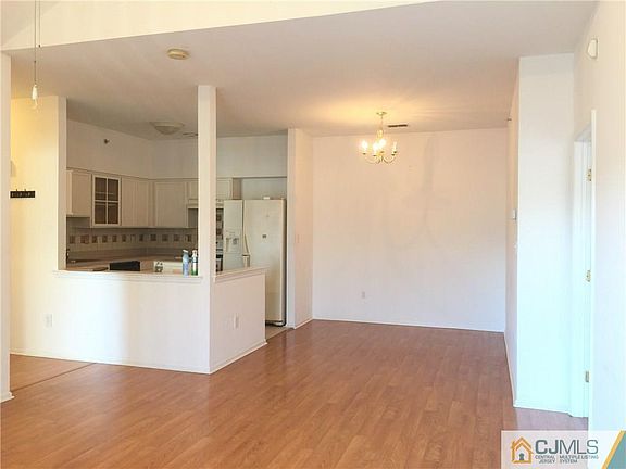 3rd image of 333 Coppola Dr #333