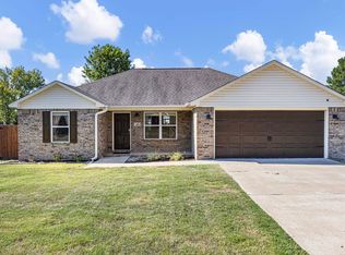 4 Fox Creek Ct, Pottsville, AR 72858