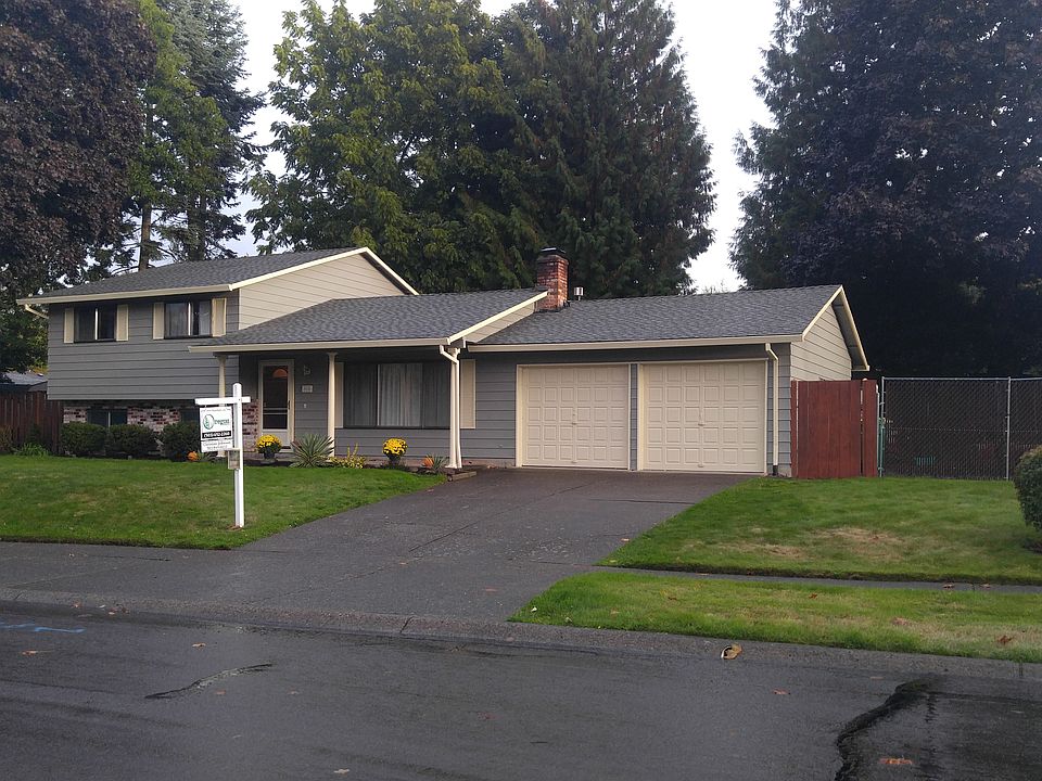 1st image of 916 SE 40th St